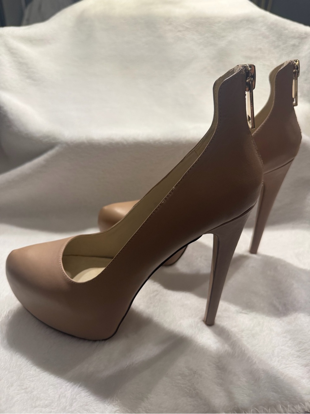 ALDO Nude Leather Platform Pumps Size 9